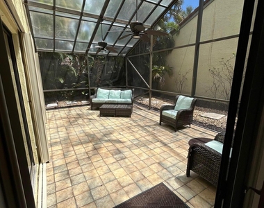 1330 Nw 22nd Avenue - Photo Thumbnail 6