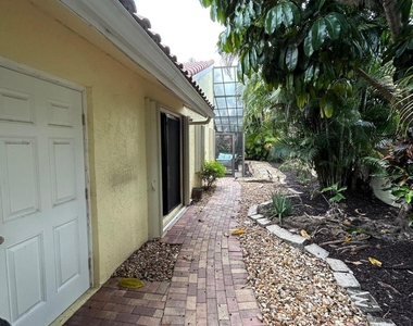 1330 Nw 22nd Avenue - Photo Thumbnail 5
