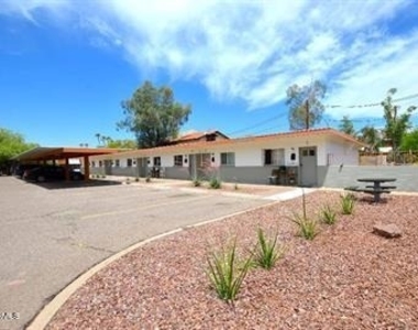 604 S Roosevelt Street - Photo Thumbnail 8