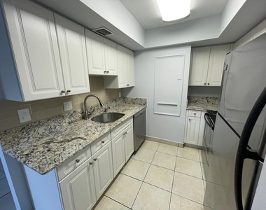5956 Nw 21st Street - Photo Thumbnail 3