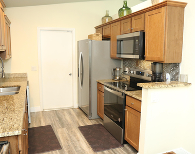 3582 Sw Vollmer Street - Photo Thumbnail 9