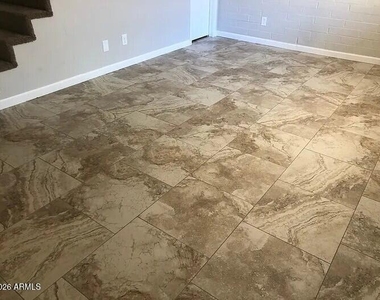 6565 N 19th Avenue - Photo Thumbnail 9
