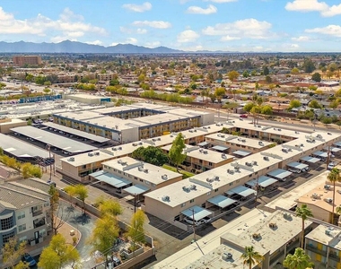 6565 N 19th Avenue - Photo Thumbnail 1