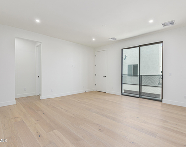 1625 E Lamar Road - Photo Thumbnail 18