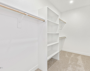 1625 E Lamar Road - Photo Thumbnail 14