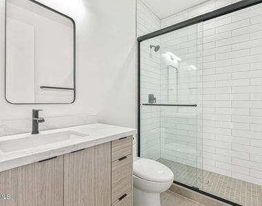1625 E Lamar Road - Photo Thumbnail 21