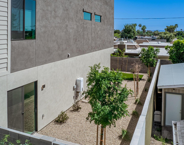 1625 E Lamar Road - Photo Thumbnail 31