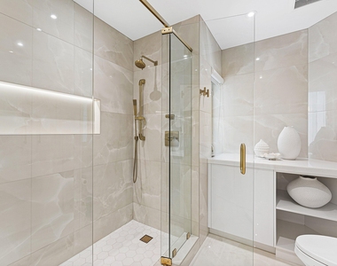 300 Se 5th Avenue - Photo Thumbnail 16