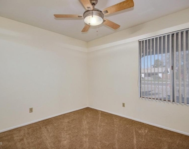 1829 W Onza Avenue - Photo Thumbnail 9