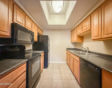 3434 E Baseline Road - Photo Thumbnail 9