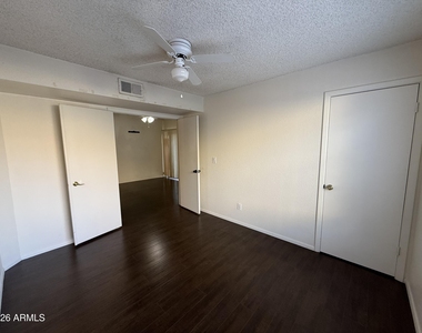 1905 E University Drive - Photo Thumbnail 6