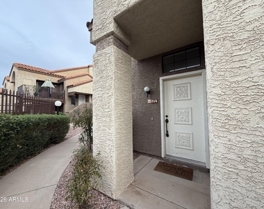 1905 E University Drive - Photo Thumbnail 19