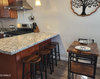299 S Oregon Street - Photo Thumbnail 15