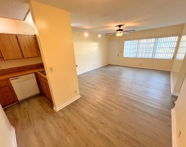 843 Twin Lakes Drive - Photo Thumbnail 2
