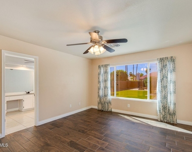 4250 E Encinas Avenue - Photo Thumbnail 17