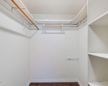 4250 E Encinas Avenue - Photo Thumbnail 20