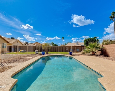 4250 E Encinas Avenue - Photo Thumbnail 32