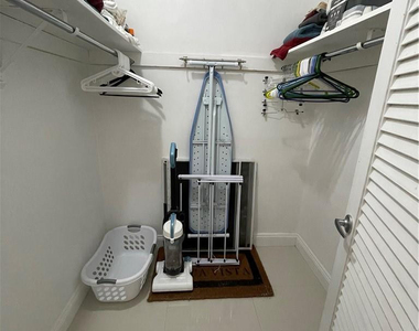 4250 Galt Ocean Drive - Photo Thumbnail 27