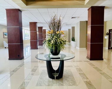 4250 Galt Ocean Drive - Photo Thumbnail 18