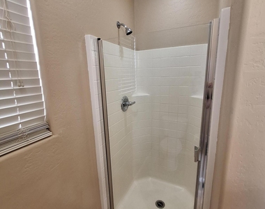 19485 N Madison Road - Photo Thumbnail 17