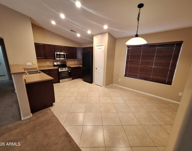 19485 N Madison Road - Photo Thumbnail 7