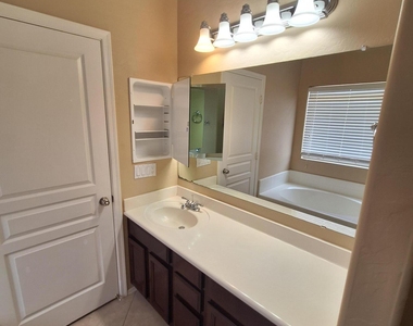 19485 N Madison Road - Photo Thumbnail 19