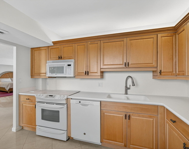 100 Ocean Trail Way - Photo Thumbnail 9