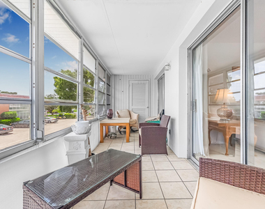 26 Pine Arbor Lane - Photo Thumbnail 23