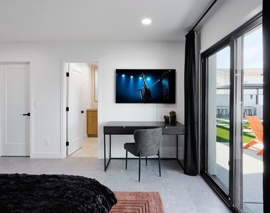6242 E Redfield Road - Photo Thumbnail 35