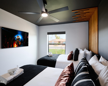 6242 E Redfield Road - Photo Thumbnail 43