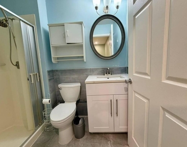311 Golden River Drive - Photo Thumbnail 3