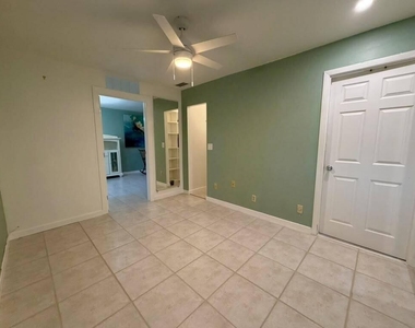311 Golden River Drive - Photo Thumbnail 2