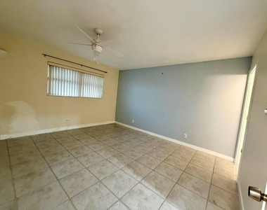 311 Golden River Drive - Photo Thumbnail 15