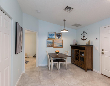 352 Window Rock Drive - Photo Thumbnail 8
