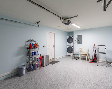 352 Window Rock Drive - Photo Thumbnail 14