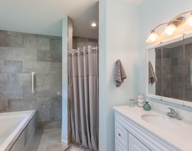 352 Window Rock Drive - Photo Thumbnail 13