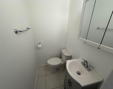 650 Sw 2nd Avenue - Photo Thumbnail 6