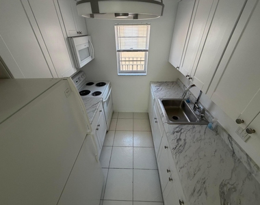 650 Sw 2nd Avenue - Photo Thumbnail 17