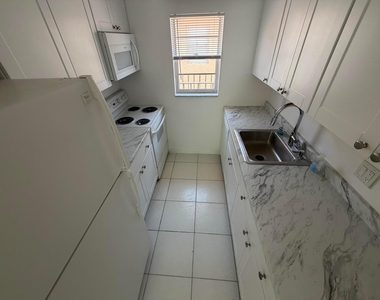 650 Sw 2nd Avenue - Photo Thumbnail 20