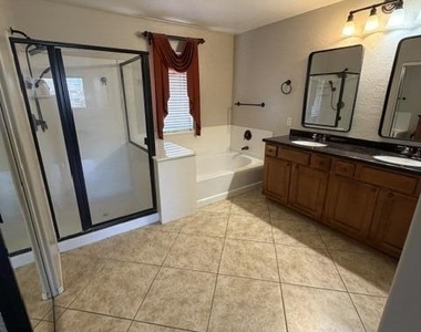 12638 W Duane Lane - Photo Thumbnail 9