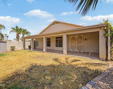 13778 W Vernon Avenue - Photo Thumbnail 24