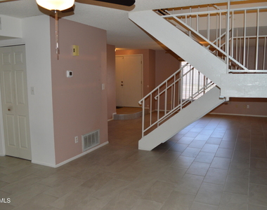 5442 W El Caminito Drive - Photo Thumbnail 12