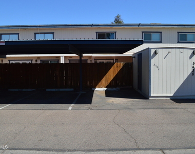 5442 W El Caminito Drive - Photo Thumbnail 3