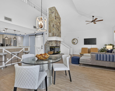 1209 Mainsail - Photo Thumbnail 13