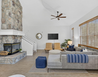 1209 Mainsail - Photo Thumbnail 10
