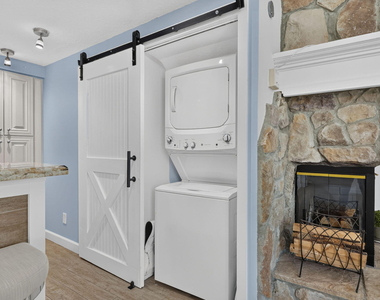 1209 Mainsail - Photo Thumbnail 32