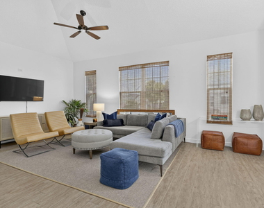 1209 Mainsail - Photo Thumbnail 9