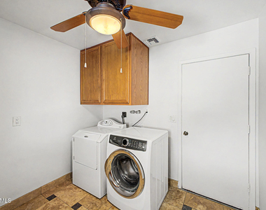 5403 S Heather Drive - Photo Thumbnail 29