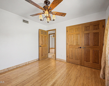 5403 S Heather Drive - Photo Thumbnail 26