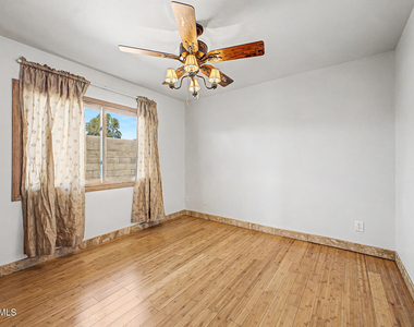 5403 S Heather Drive - Photo Thumbnail 25